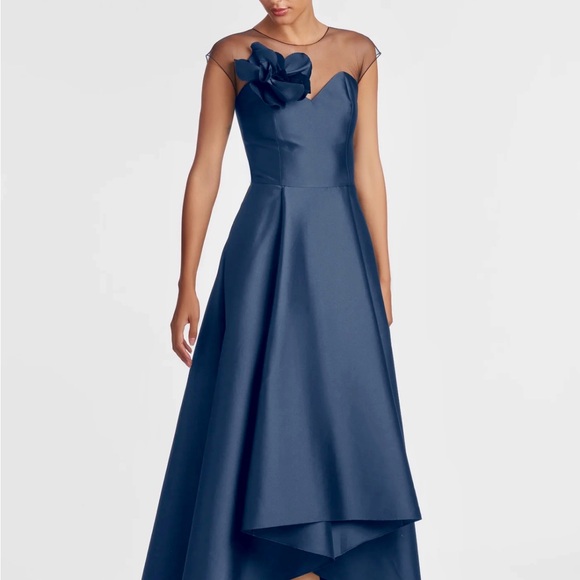 Elegant Sachin & Babi Navy Evening Gown-size 6 - Picture 5 of 14